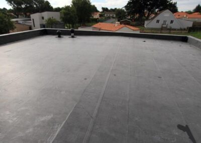 Lapostető vízszigetelés EPDM gumilemezzel tetőn